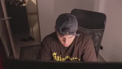 Snapshot of magic_tony chatting on September 14, 2:36 am Tony Hoffa online show from September 14, 2:36 am