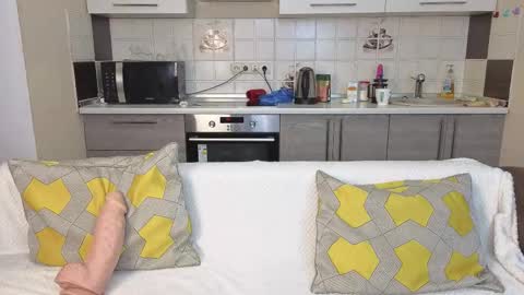 Alice online show from October 12, 1:04 pm