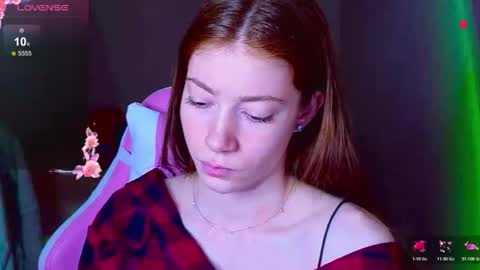 Angel online show from December 14, 8:04 pm