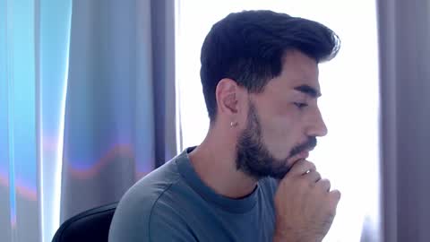 Andres online show from June 5, 9:20 pm