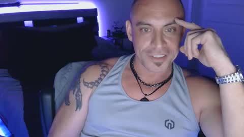 magicmike1110 online show from November 26, 9:00 pm