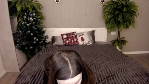 Emily online show from January 14, 7:16 am