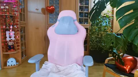 Nicole online show from February 14, 1:45 am