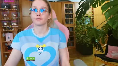 Nicole online show from February 7, 12:53 am