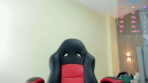 magievans1 online show from July 10, 12:10 pm