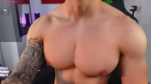 If you want me to use the Lovense please let me know  --    online show from September 29, 5:12 pm