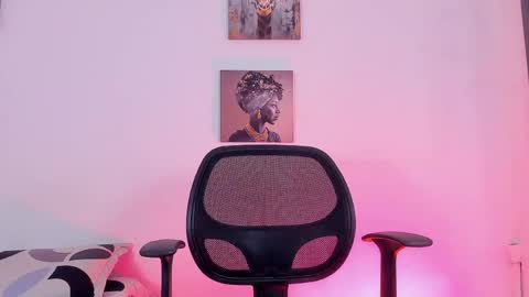 Magnusclark online show from May 21, 7:31 pm