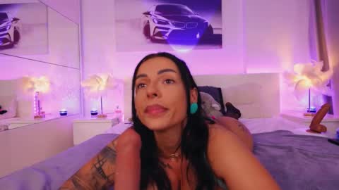 magyc_bri online show from October 10, 4:40 am