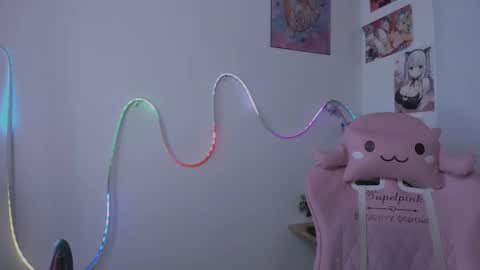   online show from September 20, 5:05 pm