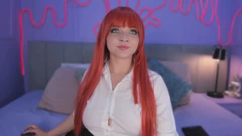 Mai online show from December 5, 8:06 pm