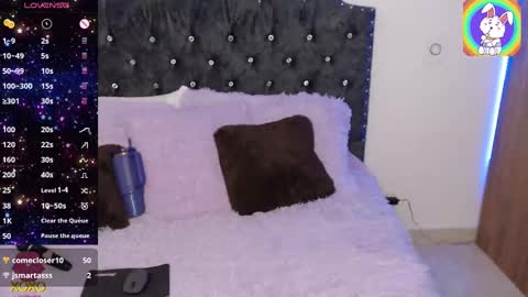 Snapshot of maiaa_evans chatting on February 5, 3:55 am t online show from February 5, 3:55 am