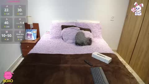    t  online show from November 23, 4:54 am