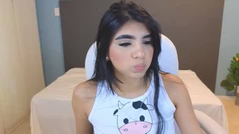 Snapshot of maiaa_ruiz chatting on January 17, 1:46 pm Maiaa Ruiz online show from January 17, 1:46 pm