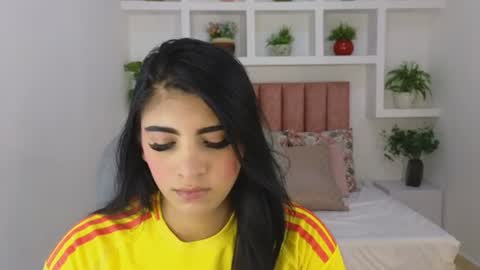 Maiaa Ruiz  online show from June 23, 1:28 pm