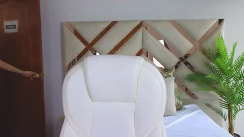 Snapshot of maiaa_ruiz chatting on March 10, 1:21 pm Maiaa Ruiz online show from March 10, 1:21 pm