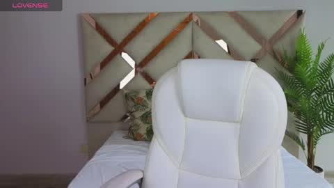 Snapshot of maiaa_ruiz chatting on March 7, 1:40 pm Maiaa Ruiz online show from March 7, 1:40 pm