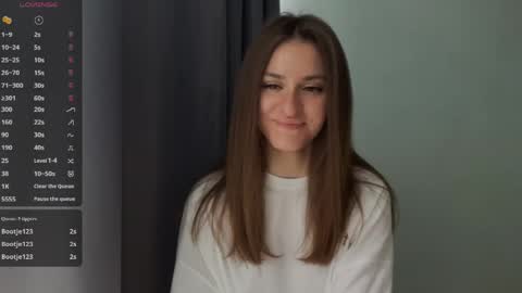 M I A online show from April 24, 12:40 pm