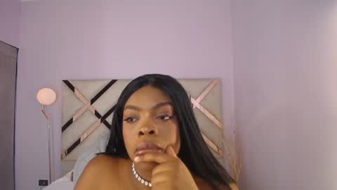 Maia Charris online show from May 27, 11:51 am