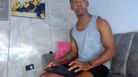 maicoljorda1 online show from December 19, 1:28 pm