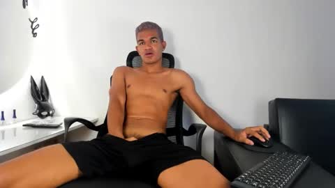 MAIKOL online show from February 8, 1:47 pm