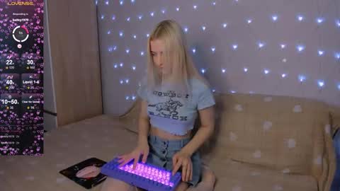 Your kitty online show from February 5, 3:43 am