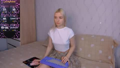 Your kitty online show from February 7, 3:31 am