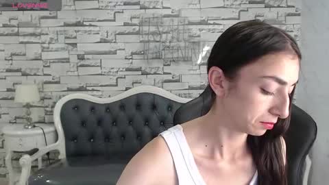 Maily online show from October 12, 1:04 pm