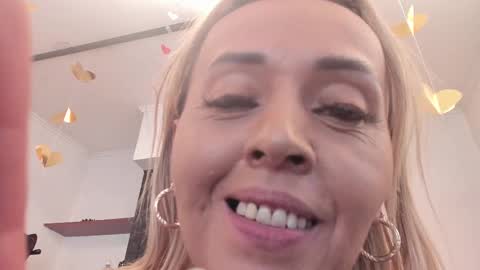 Carolina Barrantes Munera online show from February 12, 2:43 pm