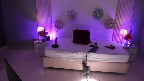 mairys_ online show from May 15, 11:45 pm