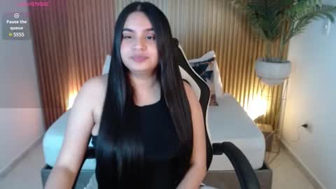 maite saens online show from January 15, 2:27 am