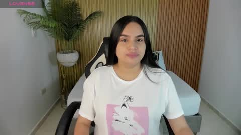 maite saens online show from January 7, 2:31 am