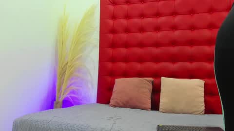 maite_smith69 online show from February 11, 11:53 am