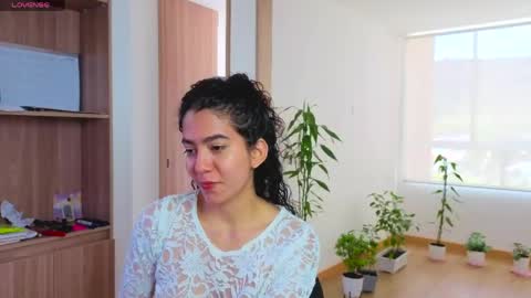   Lauu online show from June 4, 6:47 pm