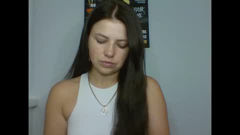 Snapshot of make_mesmile chatting on September 8, 5:23 pm make_mesmile online show from September 8, 5:23 pm