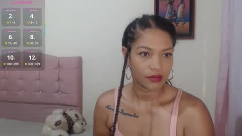 MAKENNAA online show from February 6, 10:30 am