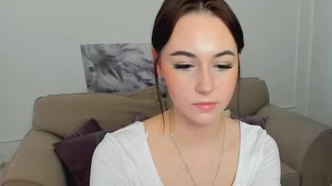 makeyouehappy online show from November 23, 11:52 am