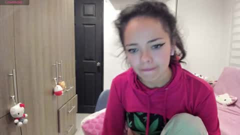 Snapshot of mal_norma chatting on February 21, 2:06 am Mal Norma online show from February 21, 2:06 am