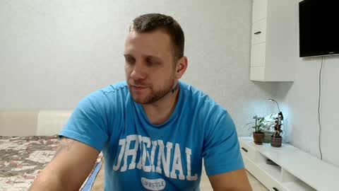 Snapshot of malchyshka chatting on February 2, 9:29 am malchyshka online show from February 2, 9:29 am