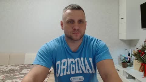 Snapshot of malchyshka chatting on January 17, 9:06 am malchyshka online show from January 17, 9:06 am