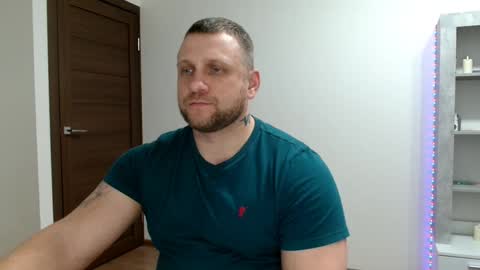 malchyshka online show from February 24, 9:18 pm