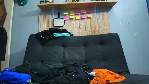 Snapshot of malcompierce chatting on February 28, 1:05 am Malcom online show from February 28, 1:05 am