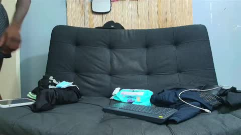 Snapshot of malcompierce chatting on February 17, 11:11 pm Malcom online show from February 17, 11:11 pm