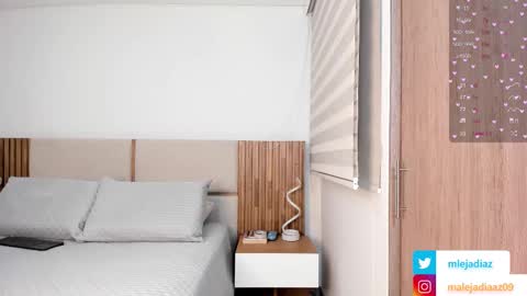 Maleja Diaz online show from November 4, 9:16 pm