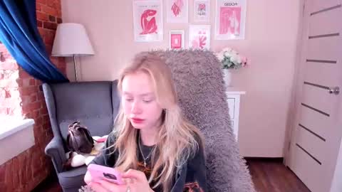 Malena online show from February 20, 10:05 am