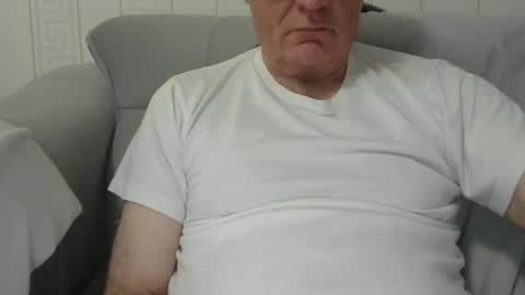 maletoytouse online show from February 10, 7:28 pm