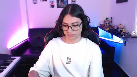 Malik  online show from February 8, 5:18 pm