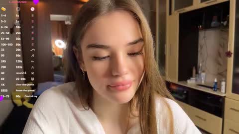 Jinny online show from March 19, 4:01 pm