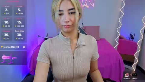 Malory  online show from September 13, 7:27 pm