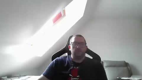 breton online show from October 11, 9:14 am