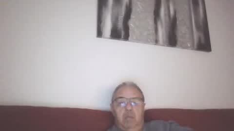 Snapshot of mambow99 chatting on March 11, 1:16 am OLDMANFREE online show from March 11, 1:16 am